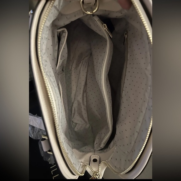 New Vanessa Williams Lush Round Satchel~Handbag Retail $149 PURSE-SALE $99 p4 - Picture 3 of 3